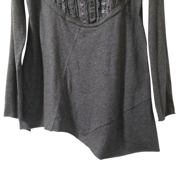 Johnny Was 4 Love and Liberty Embroidered Grey Henley Long Sleeve Top Sz Small - Picture 5 of 12
